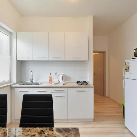 Ferienwohnung Fuer 4 Personen Ca 40 Qm In Sijana, Istrien Istrische Riviera Apartament *